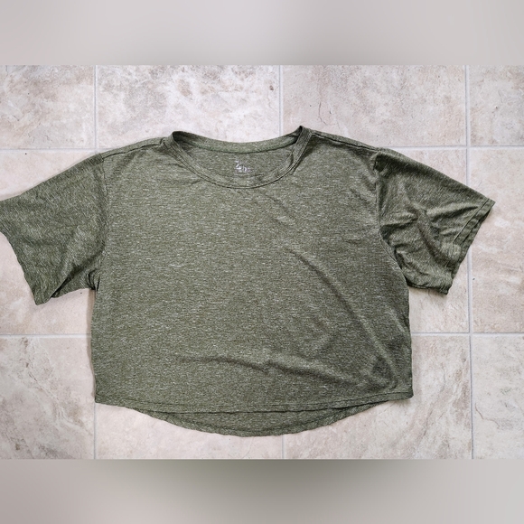 Zella Tops - Z By Zella Cropped Athletic Top - Size Medium
